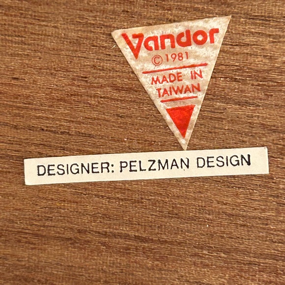 👀 HUGE SALE! VINTAGE VANDOR 1981 PELZMAN DESIGN CERAMIC TILE TRIVET - Picture 8 of 9